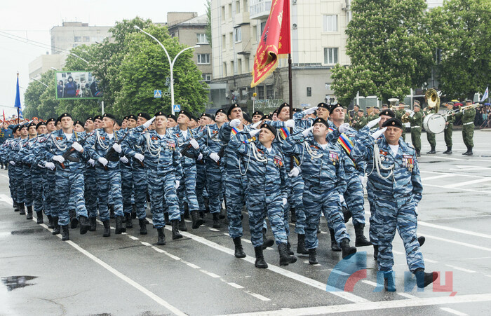 Военный парад и концертная программа, посвященные 74-й годовщине Победы в Великой Отечественной войне, Луганск, 9 мая 2019 года