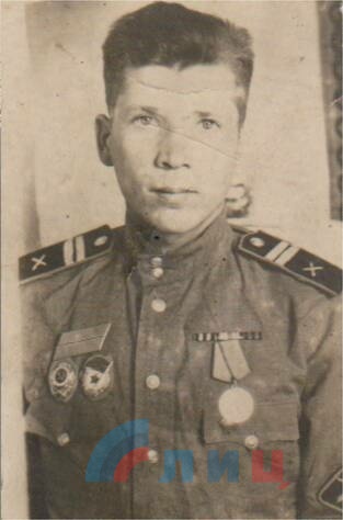 Макеев Алексей Гаврилович (1923 - 1989). Воевал с 1942 года, войну закончил на Дальнем Востоке. Награжден орденом Отечественной войны, медалью "За отвагу" и другими.