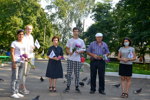 Ровеньчане почтили память первого главы ДНР Захарченко в третью годовщину его гибели