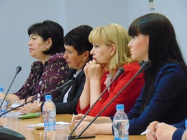 Общественники и депутаты обсудили вопросы адаптации женщин, оказавшихся в трудной ситуации