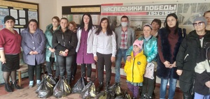 Совет женщин Ровеньков передал молодым мамам и нуждающимся семьям гумпомощь от СЖД