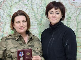 Врио главы ЛНР наградил участников группы по розыску захоронений жертв украинской агрессии