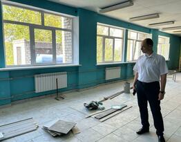 Башкирские строители на 80% завершили ремонт школы в Красном Луче