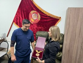 Минздрав ЛНР наградил Дмитрия Хубезова за вклад в развитие здравоохранения Республики