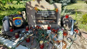 Жители ЛНР почтили память луганчан, погибших восемь лет назад при обстреле со стороны ВСУ