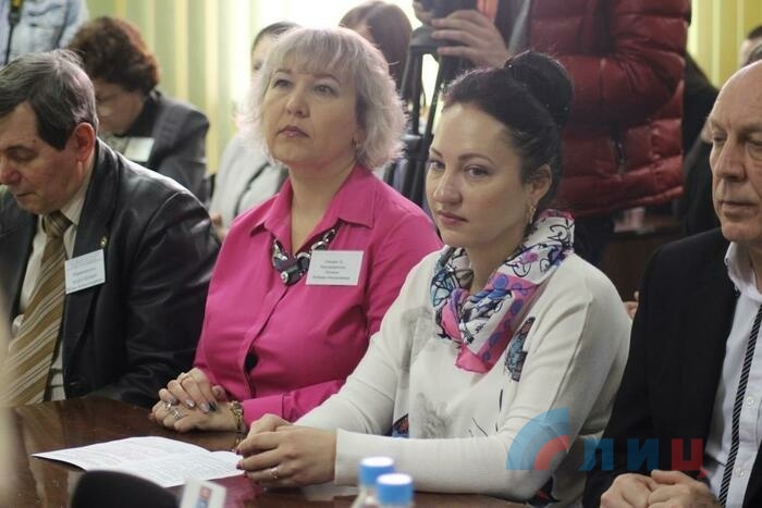 Научно-практическая конференция в строительном колледже, Луганск, 14 марта 2017 года