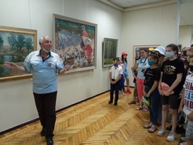 Луганский художественный музей приглашает на выставку картин "Лето звонкое, будь со мной"