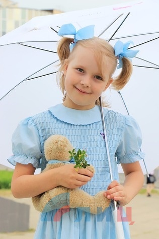 Фотопленер "Девушка из Советского Союза", Луганск, 12 июня 2016 года