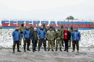 Российский союз молодежи в ЛНР и активисты Республики доставили гумпомощь в Северодонецк
