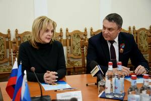 Pasechnik, CEC official discuss preparations for September elections