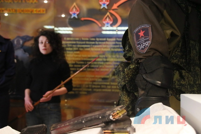 Открытие музея мужества в расположении подразделения Народной милиции ЛНР, сформированного на базе батальона "Заря", Луганск, 28 марта 2017 года