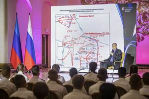 Директор луганского музея прочел лекцию об освобождении Ворошиловграда на форуме "Знание"
