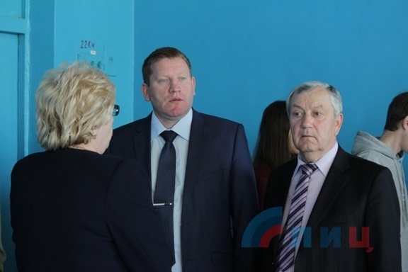 Председатель Совмина проинспектировал восстановление учебных учреждений Республики, 13 мая 2015 года 