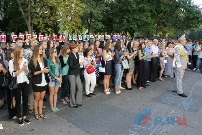 Глава ЛНР Игорь Плотницкий поздравил студентов и педколлективы ведущих вузов Республики с Днем знаний, Луганск, 1 сентября 2015 года 