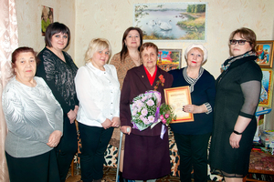 Власти и общественники Свердловска поздравили с 95-летием ветерана Отечественной войны
