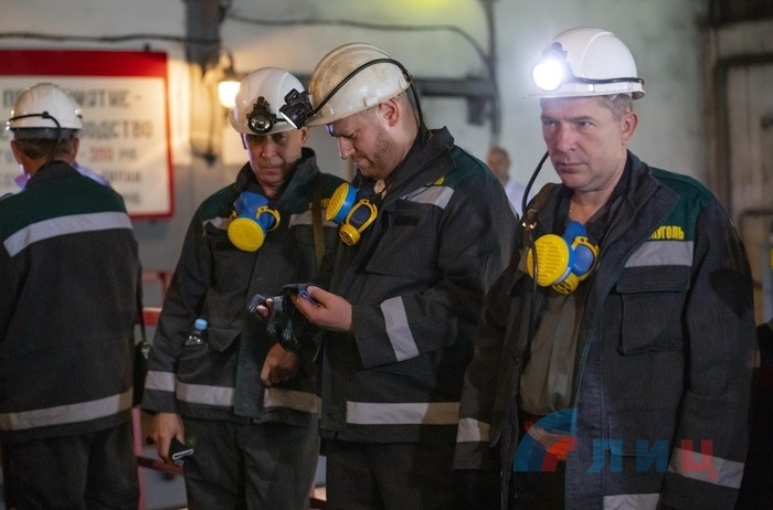 Ввод в эксплуатацию новой лавы на шахте имени Баракова РТК "Востокуголь", Краснодон, 23 июля 2021 года
