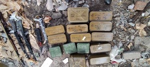 Сватовская полиция изъяла из тайника в заброшенном складе около 10 тыс. боеприпасов