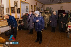 Росгвардейцы в праздник Крещения посетили литургию в одном из храмов Луганска