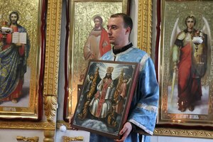 Копии трех редких икон после реставрации в Омске вернулись в Стаханов